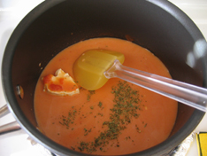 sauce-pan-tom-soup-002.jpg