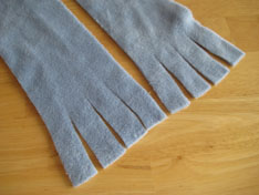 blue-fringe-no-sew-fleece-scarves-013.jpg