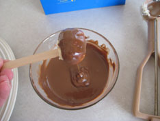 dipping ice cream in chocolate