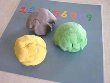 front-playdough-colors-037.jpg