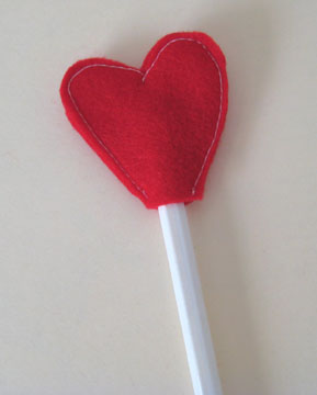 front-heart-pencil-topper-040.jpg