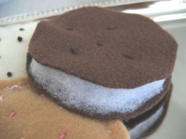 oreo-felt-cookies-008.jpg