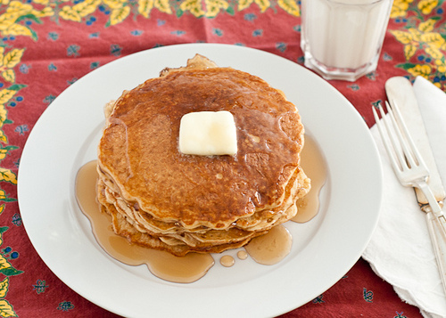 Whole Wheat Blender Pancakes