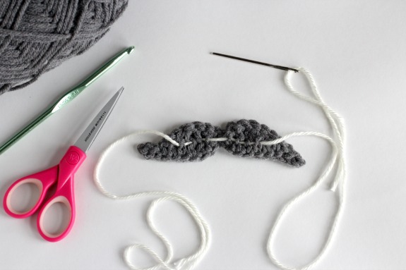 Add a String to a Crochet Mustache makeandtakes.com