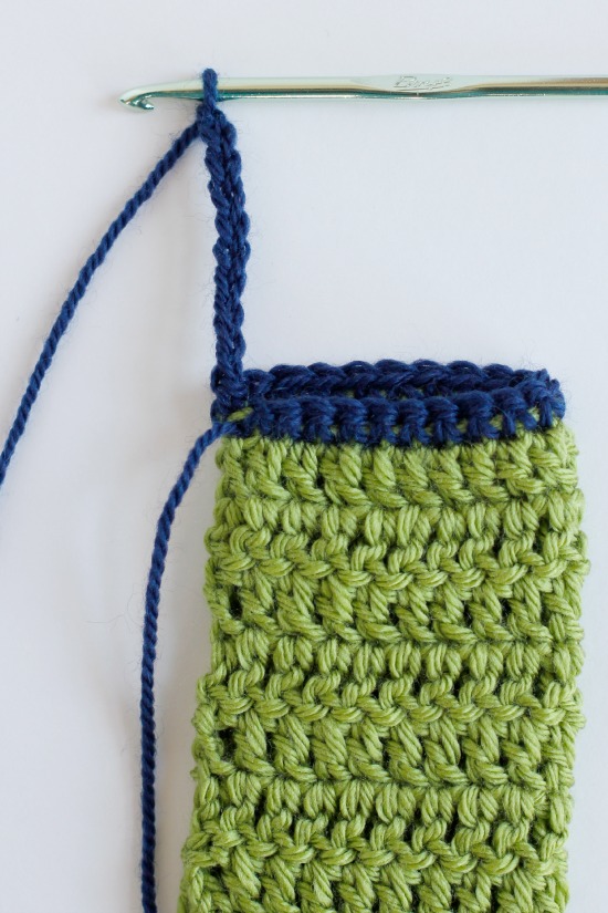 Adding a Loop to your Phone Crochet Cozy 