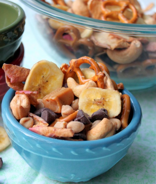 Caramel Apple Trail Mix in a bowl