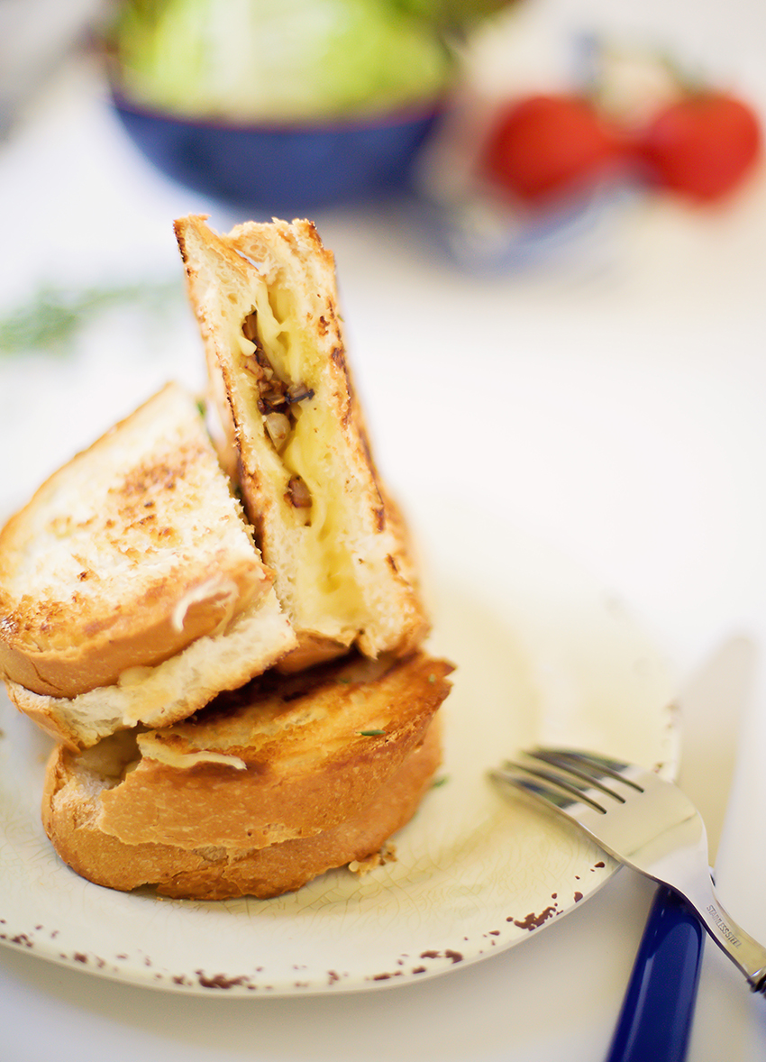 Caramelized Mushroom & Onion Grilled Cheese Recipe