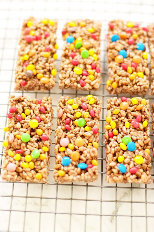 Chewy Granola Bars for Snacktime