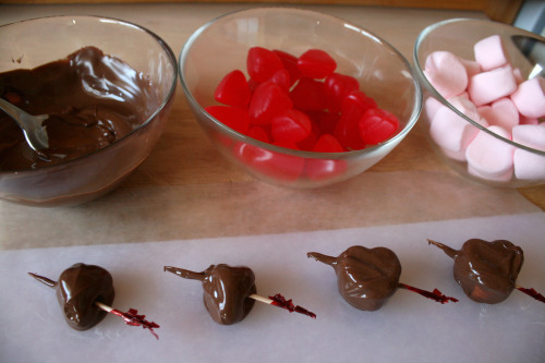 Chocolate Dipped Valentine Marshmallows