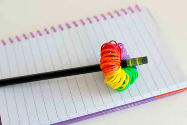 Craft a Rainbow Loom Band Pom Pom Pencil Topper