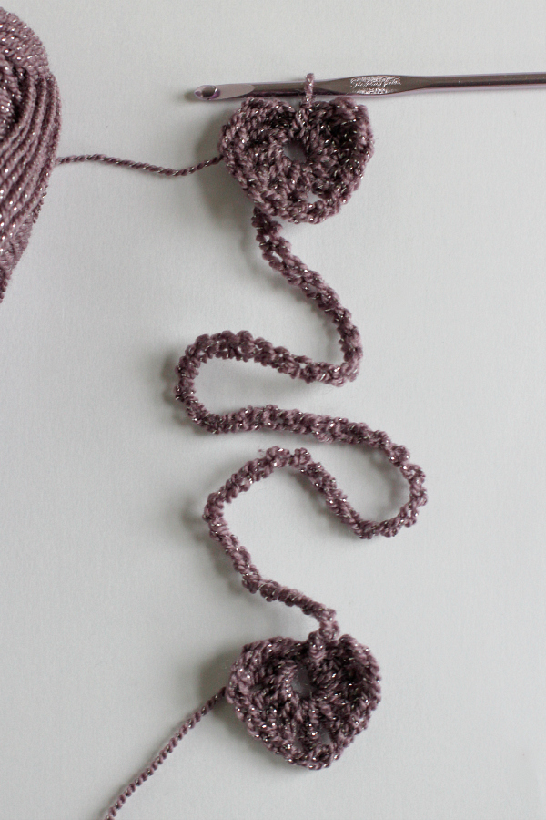 Crochet Heart Chain Ribbon Free Pattern