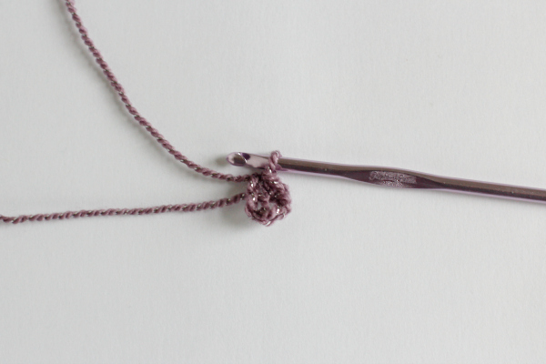 Crochet Heart Chain Ribbon Tutorial 2