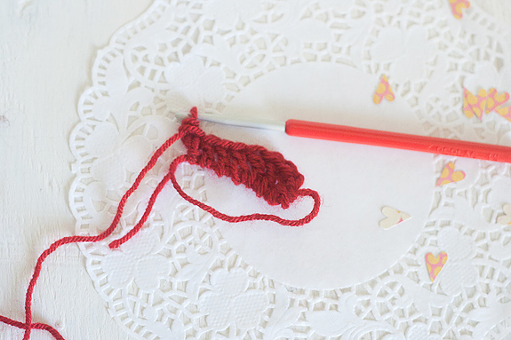 Crochet Heart Tutorial for Valentine's Day with Printable