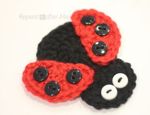 Crochet Ladybug Applique from repeatcrafterme.com