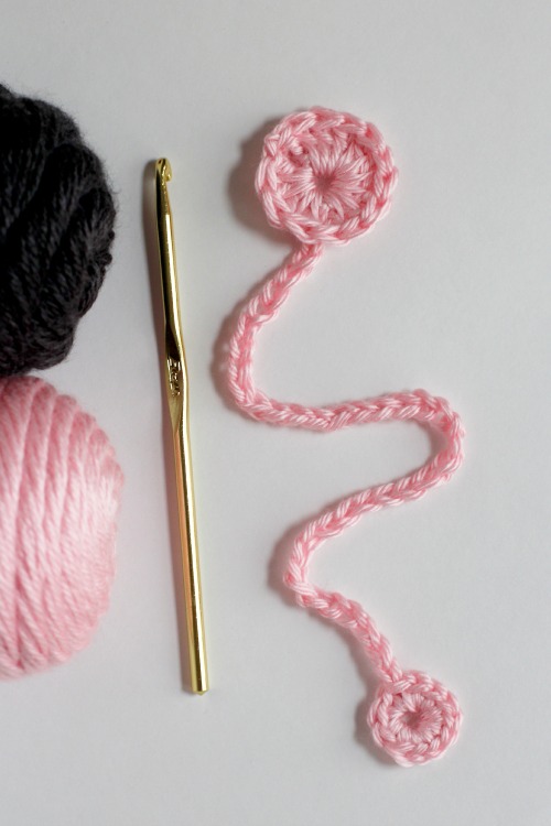Crochet Pattern for a Yarn Bookmark
