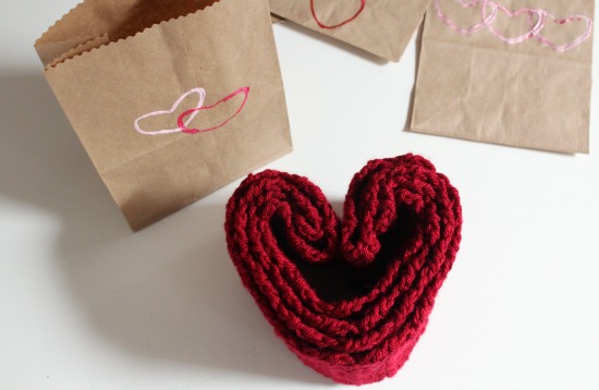Crochet Scarf Valentine's Day Gift makeandtakes.com