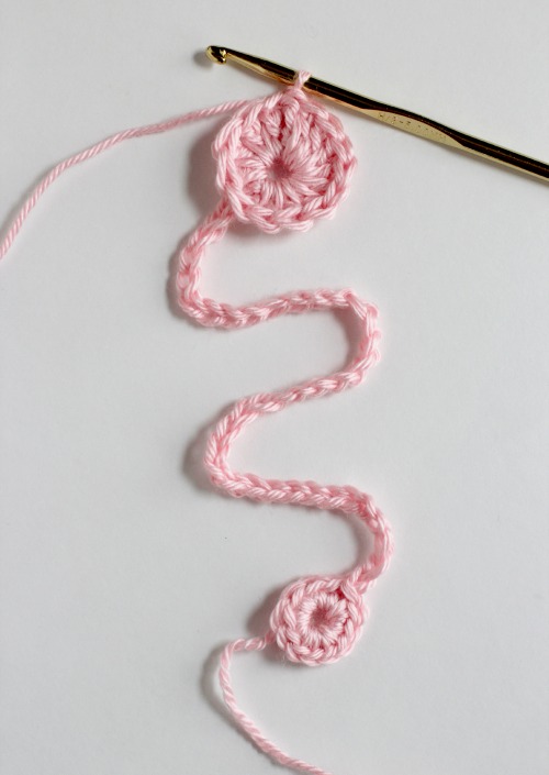 Crochet a Bookmark Tutorial