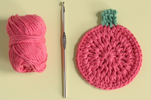 Crochet a Pumpkin Coaster