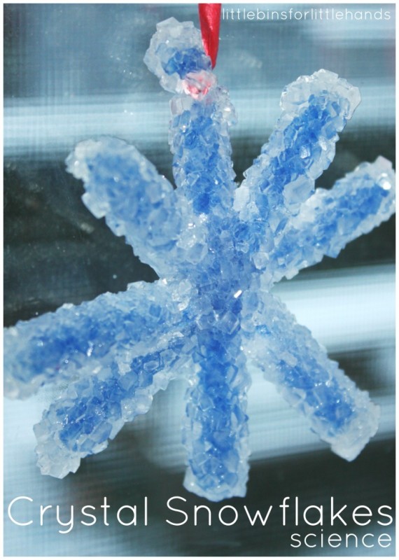 Crystal-Snowflake-ornament-made-with-borax-water