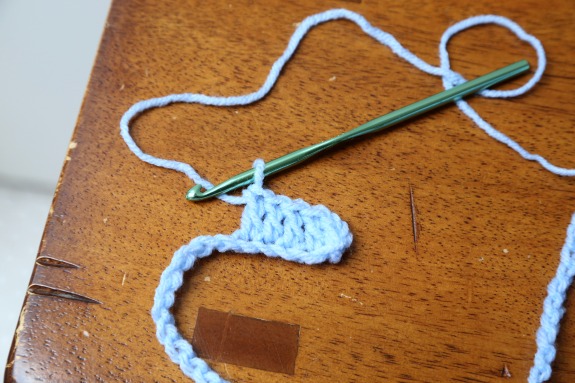 Double Crochet Stitch for a Baby Blanket