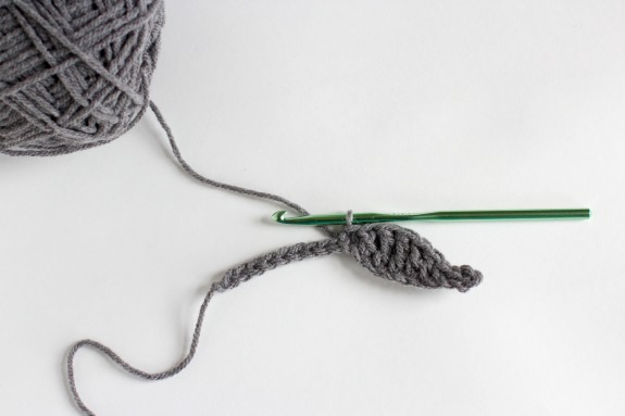 First Half of a Crochet Mustache makeandtakes.com