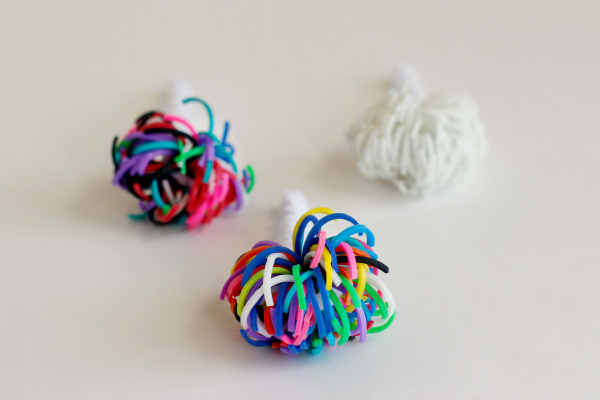 Fluffy Rainbow Loom Band Pom Poms