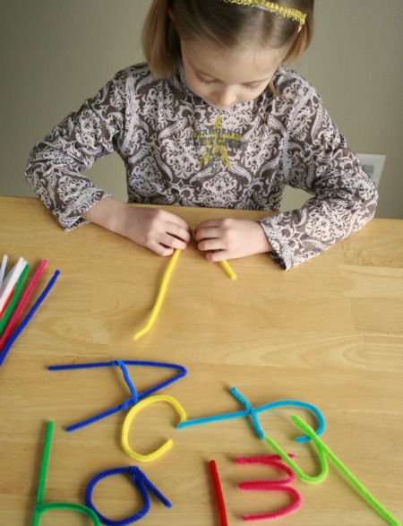 Forming Pipe Cleaner Letters