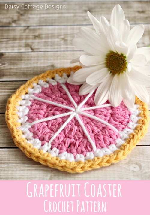 Grapefruit Coaster Crochet Pattern by daisycottagedesigns.net for @makeandtakes.com