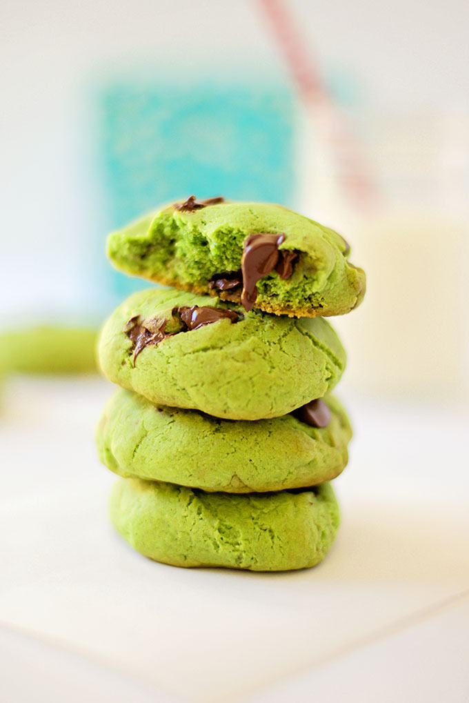 Green Mint Chocolate Chip Cookies