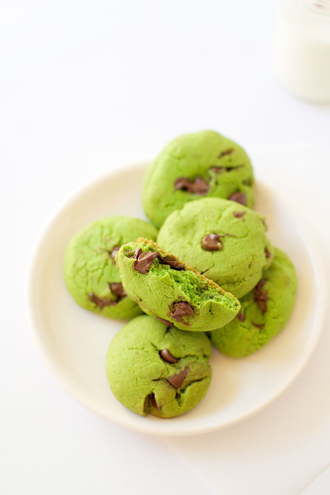 Green Mint Chocolate Chip Cookies