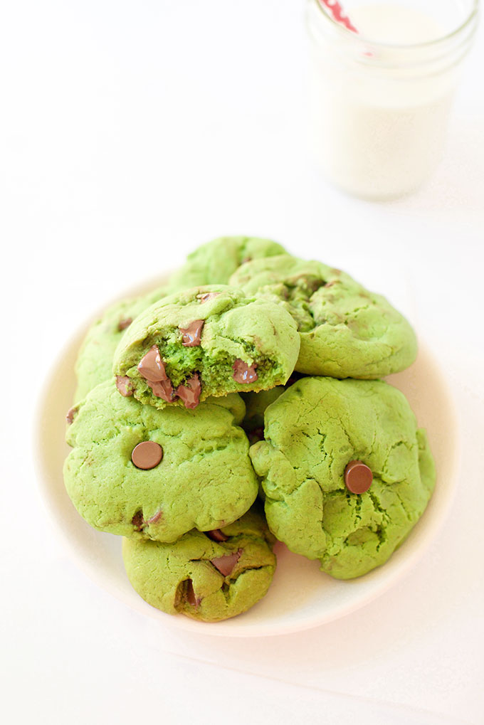 Green Mint Chocolate Chip Cookies