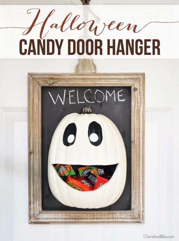  DIY Halloween Candy Door Hanger