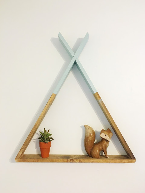 DIY Wooden Teepee Shelf