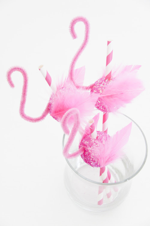 DIY Flamingo Straws