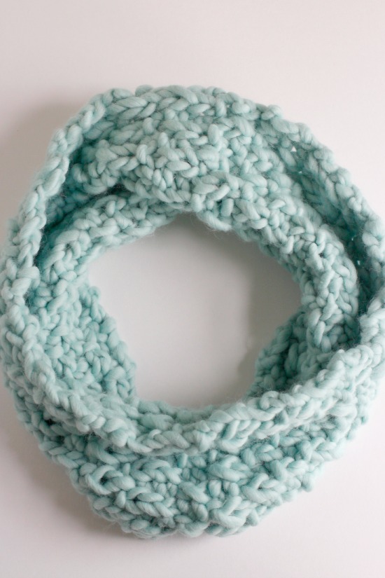 Knit Pattern for a Chunky Cowl