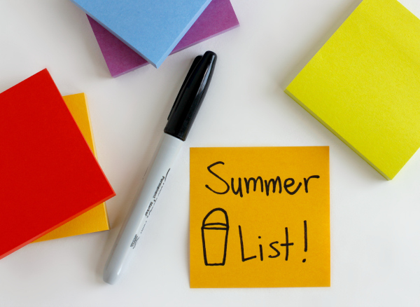 Make a Family Summer Bucket List with Post-It Notes