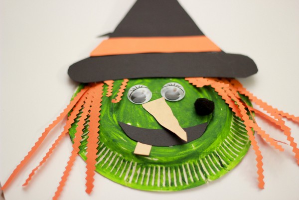 Make a wickedly fun paper plate witch Halloween craft. Cast a spell on your home, both inside and out with easy step-by-step instructions and pictures. 