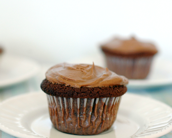 Perfect Chocolate Cupcakes to Bake and Eat