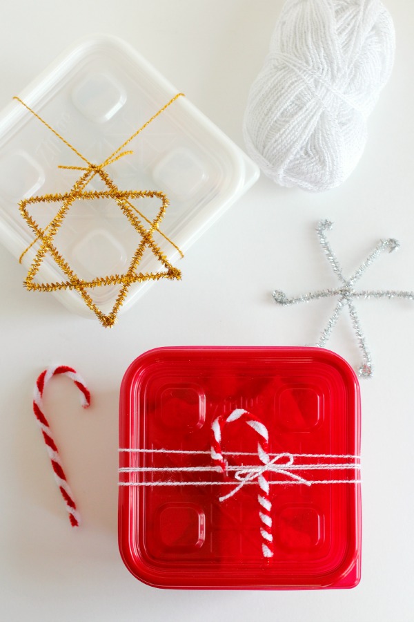 Pipe Cleaner Gift Tags for Neighbor Gifts