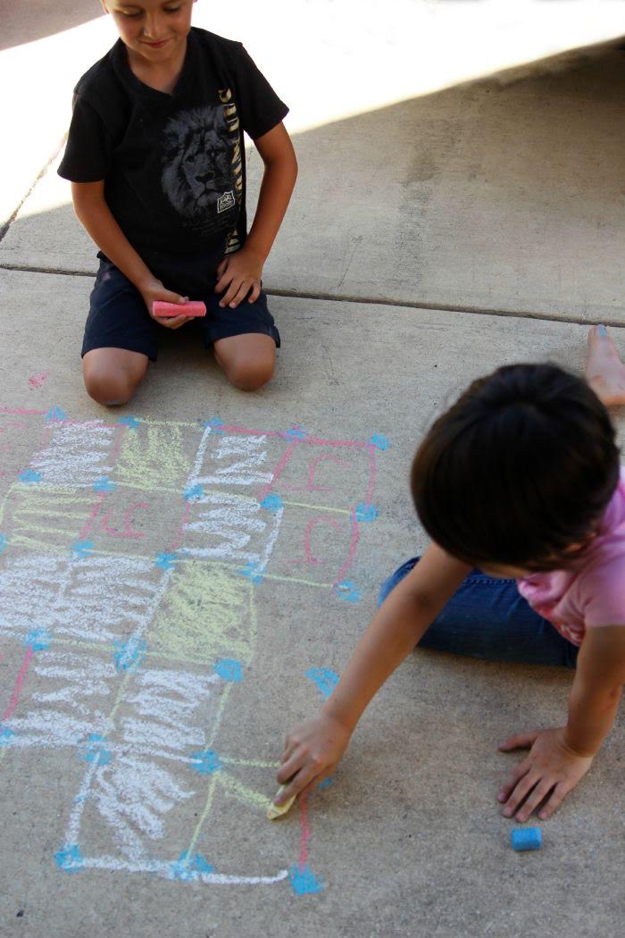 Play Sidewalk Chalk Games for Kids- Dots and Boxes
