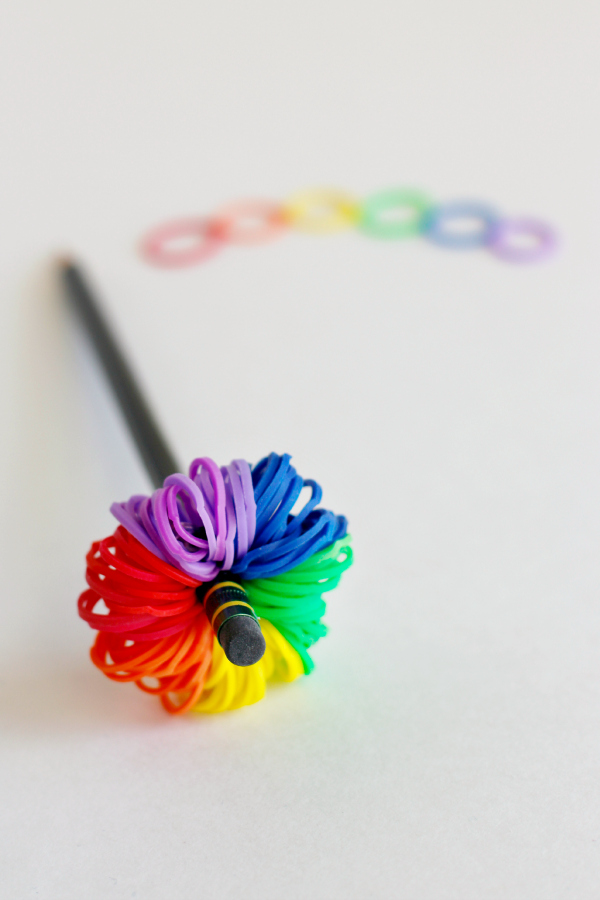 Pom Pom Pencil Toppers with Rainbow Loom Bands