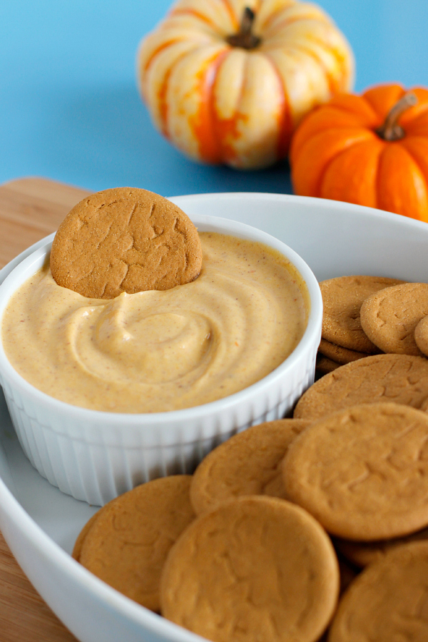 Pumpkin Yogurt Dip with Ginger Cookies