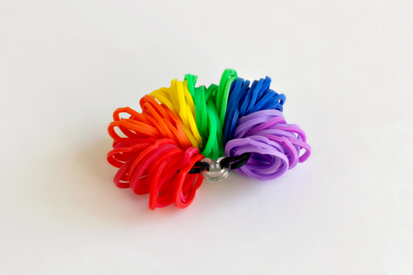 Rainbow Loom Band Pencil Toppers - Make and Takes