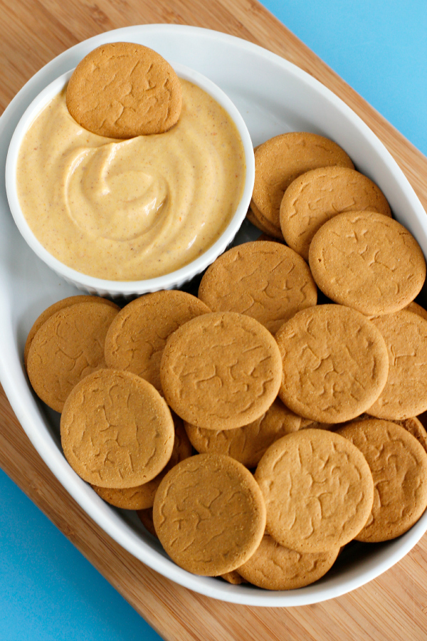 Recipe for Pumpkin Yogurt Dip with Ginger Cookies