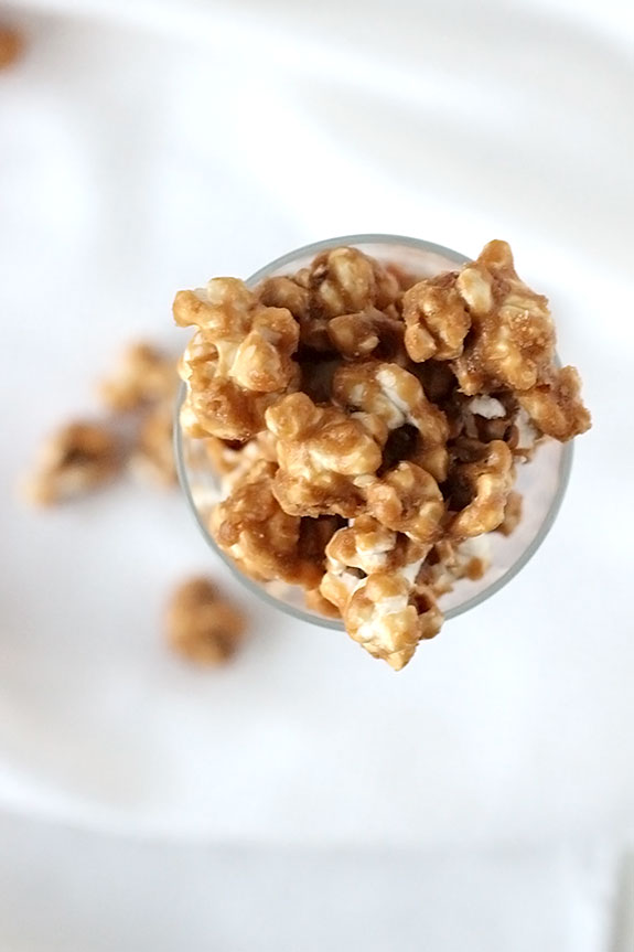 Yummy Salted Caramel Cashew Popcorn