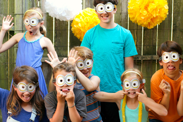Silly Minions Googles to Wear