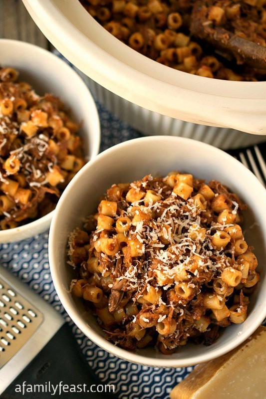 Slow-Cooker-Beefy-Mac