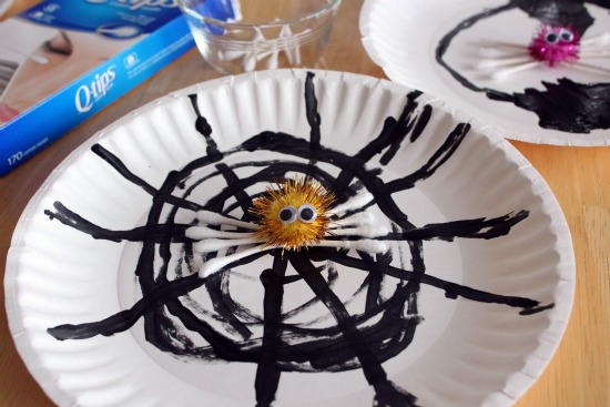 Spider Craft with Q-Tips