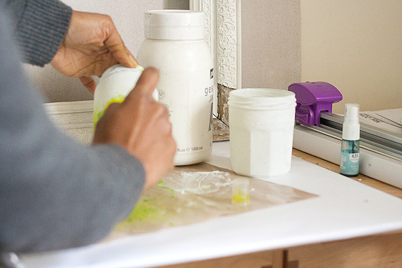 Textured Ombre Pen Cup and Vase Container DIY