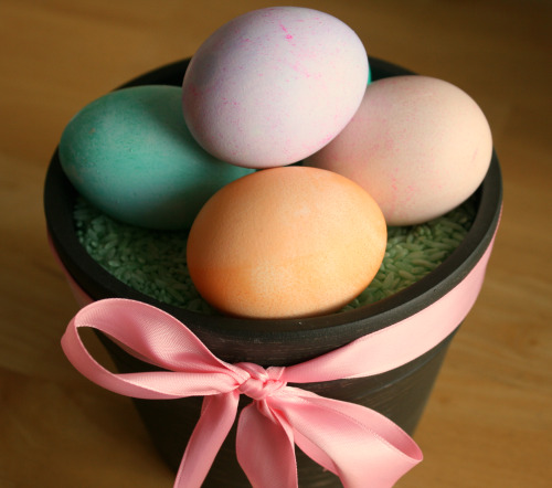 3 Simple Tips for Coloring Eggs at Easter